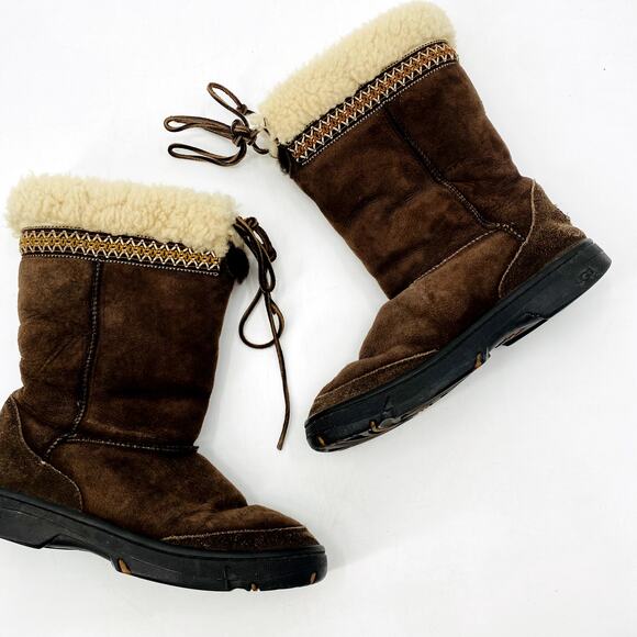 Ugg Vintage Brown Boots - Picture 1 of 8